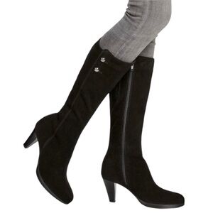 LA CANADIENNE OTIS TALL SUEDE HEELED BOOT STUDS INSIDE ZIP SMALL PLATFORM 9.5